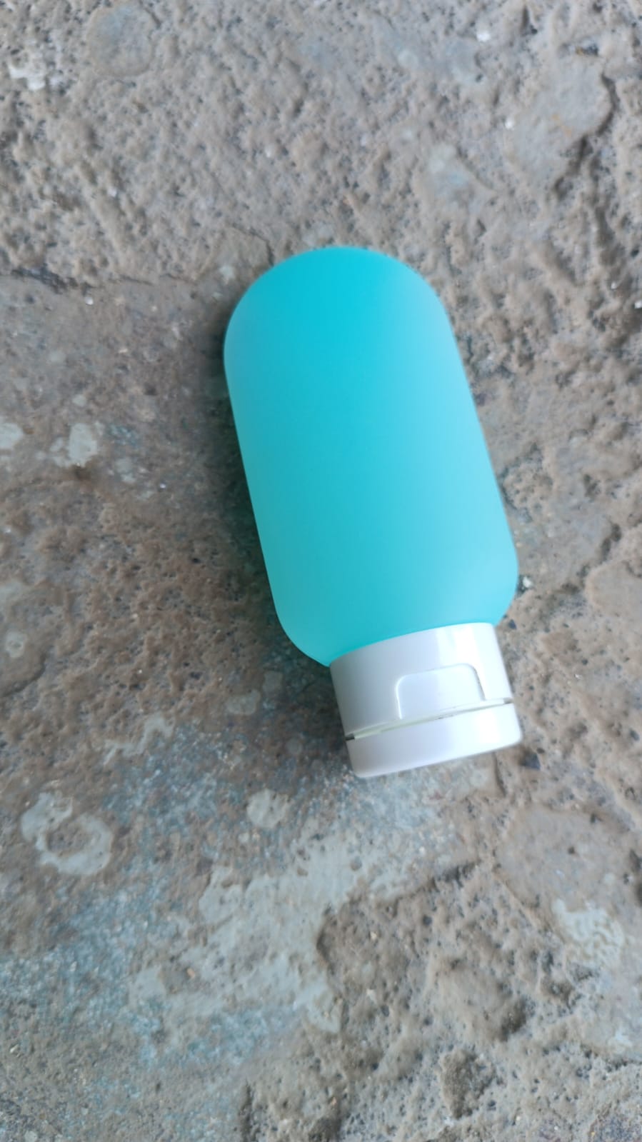 Small Plastic Travel Bottle Set, Travel Shampoo and Conditioner Bottles (1 Pc / 60 ML Approx / Mix Color) Small Plastic Travel Bottle Set, Travel Shampoo and Conditioner Bottles (1 Pc / 60 ML Approx / Mix Color)